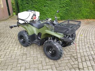 Yamaha Kodiak 450 4x4 quad met onkruidspuit en spuitboom