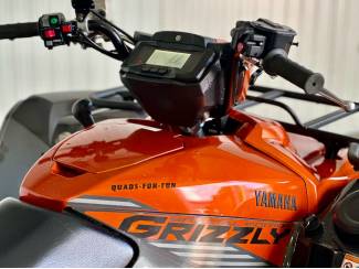 smalspoortractoren Yamaha Grizzly 700 special edition Marge