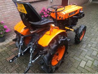 pluktreintractoren Kubota B7000