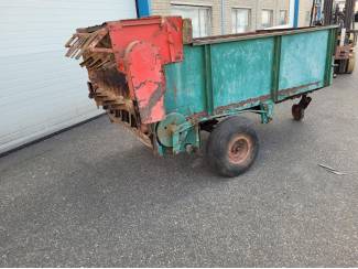 compoststrooiers Excelsior mestverspreider 1.5 ton