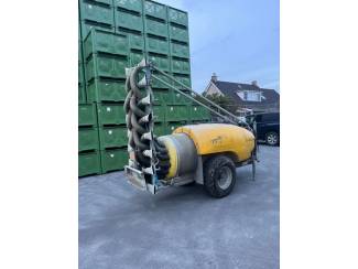 spuitmachines en toebehoren Te koop! Diverse spuiten