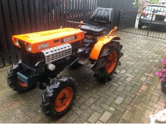 Kubota B7000 ,4WD, met kenteken