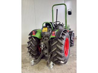 smalspoortractoren Fendt 260v 4x4 Cabrio