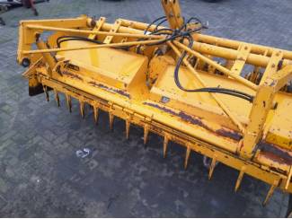 smalspoortractoren Spitmachine 240cm
